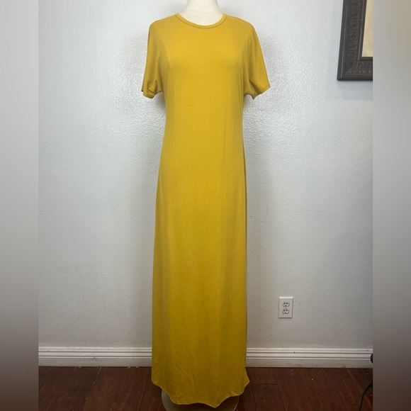 NWOT & Defect LuLaRoe Maria Maxi Dress Short Sleeves in Mustard Yellow Sz M - Picture 1 of 7